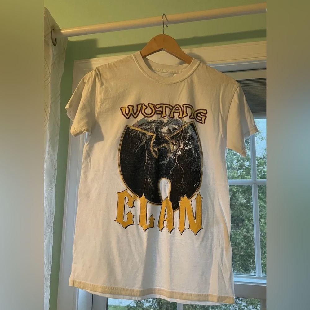 Wu Tang Clan T-Shirt Retro Rap Tee Reprint Size Small.